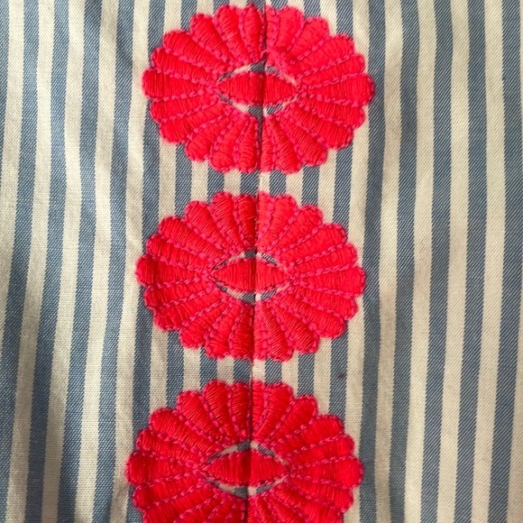 Vineyard Vines Cute Embroidered Dress!  Size 8 - Picture 5 of 6